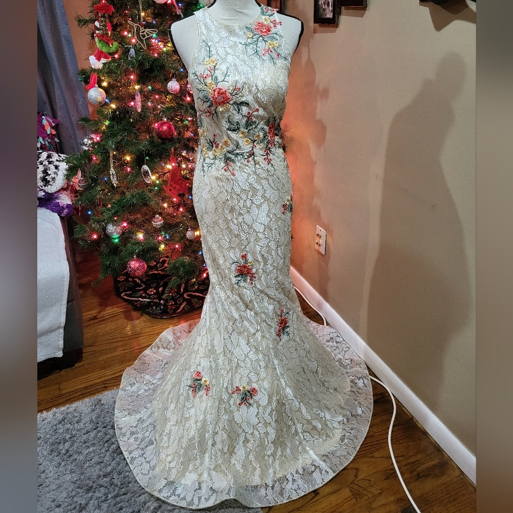 Elizabeth K GLS Apparel Dress